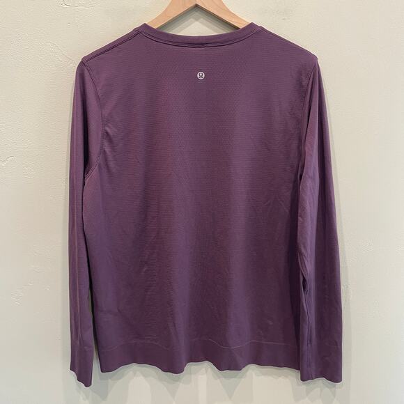 Lululemon Swiftly Relaxed Long Sleeve Shirt in Purple - Size: 10 - Picture 2 of 4